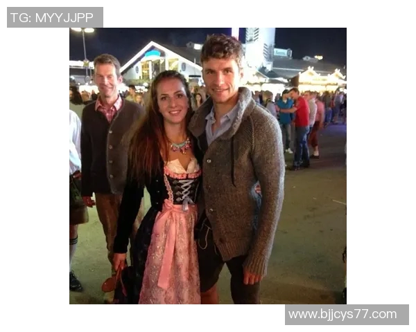 足球明星如何在社交媒体上发布动态吸引粉丝关注与互动技巧分享